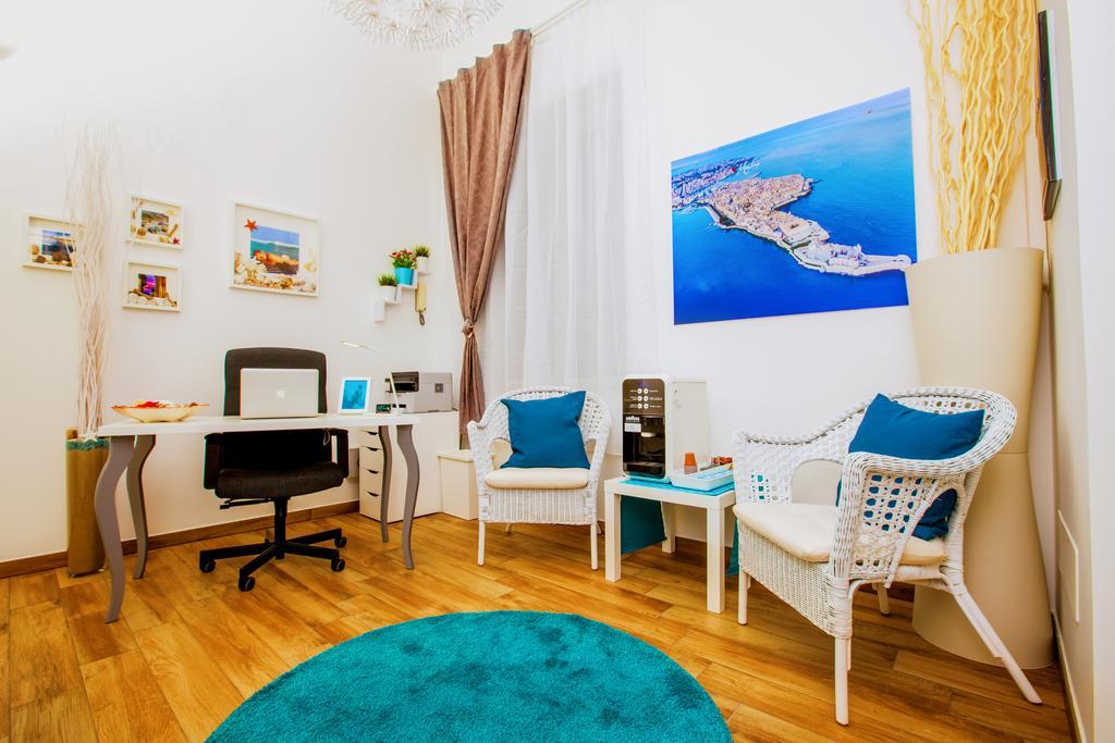 Marlove Sea View Bed & Breakfast