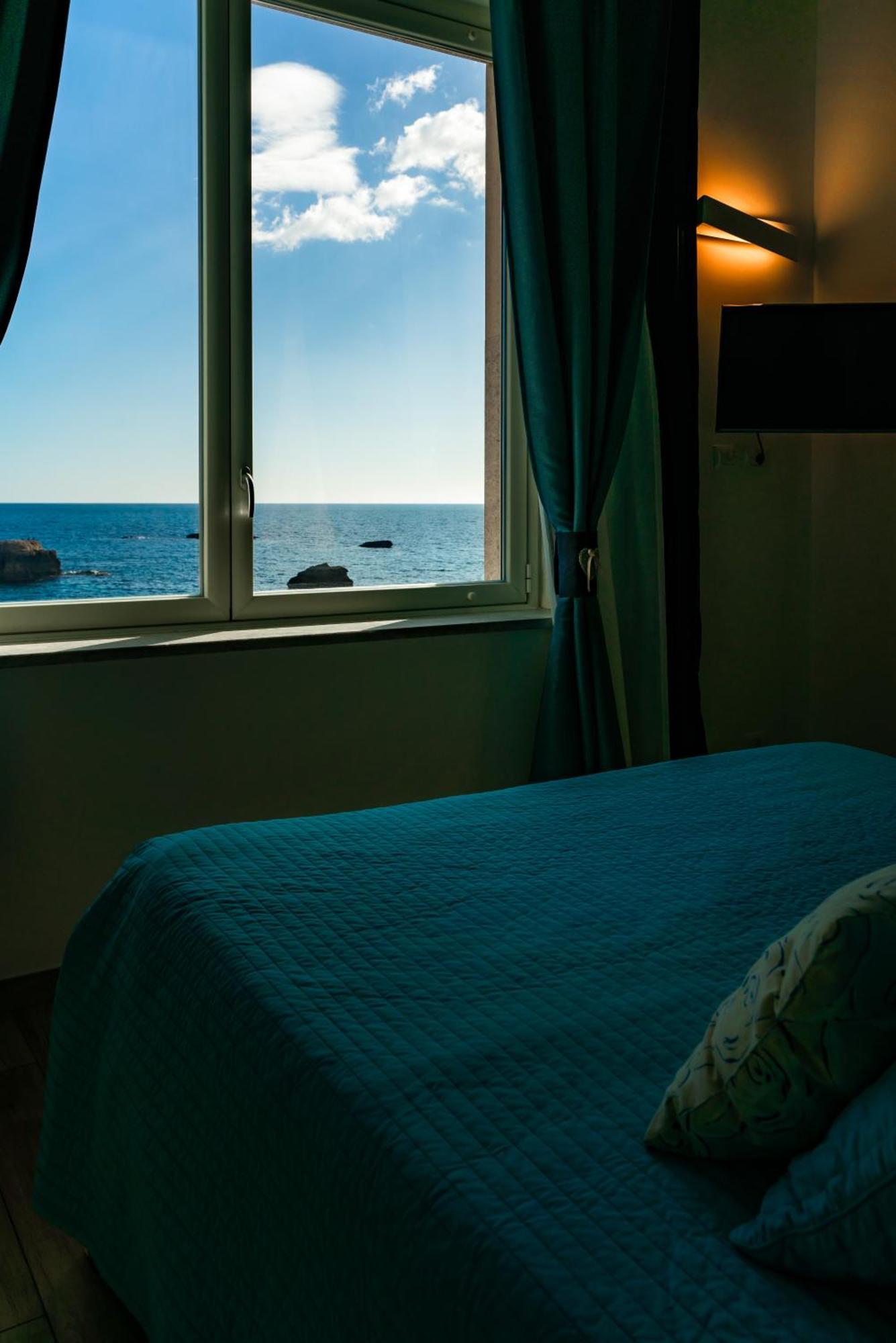 Bed & Breakfast Marlove Sea View