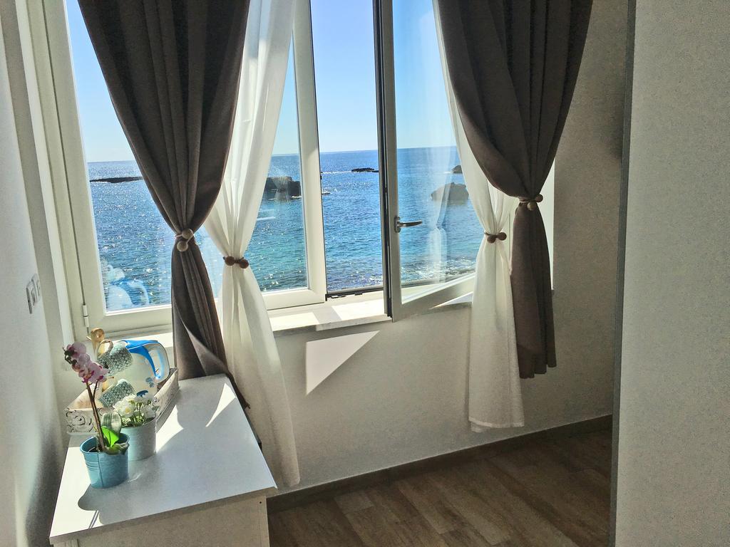 Marlove Sea View Bed & Breakfast
